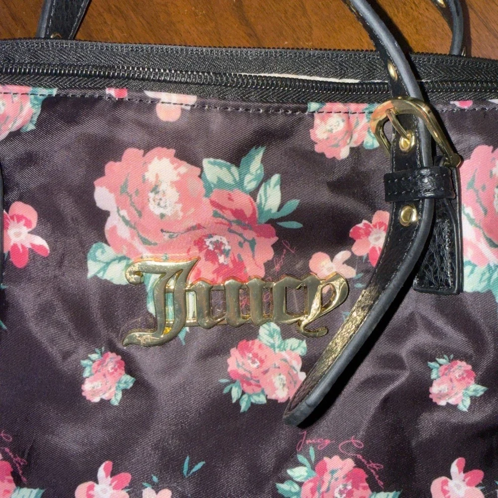 Juicy Couture Y2K  Black Floral Print Tote Bag Gold Logo Quilted Faux Leather